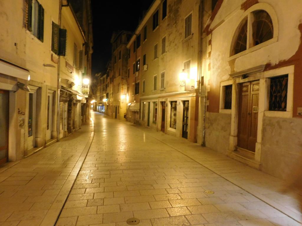 Apartman Angela Rovinj Buitenkant foto